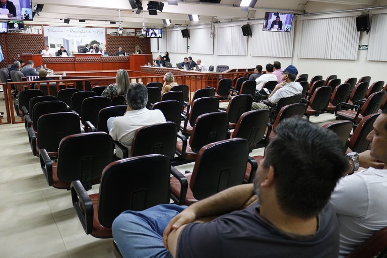 Câmara aprova Redação Final que beneficia Secretaria Municipal de Saúde e Define Membros de CPI