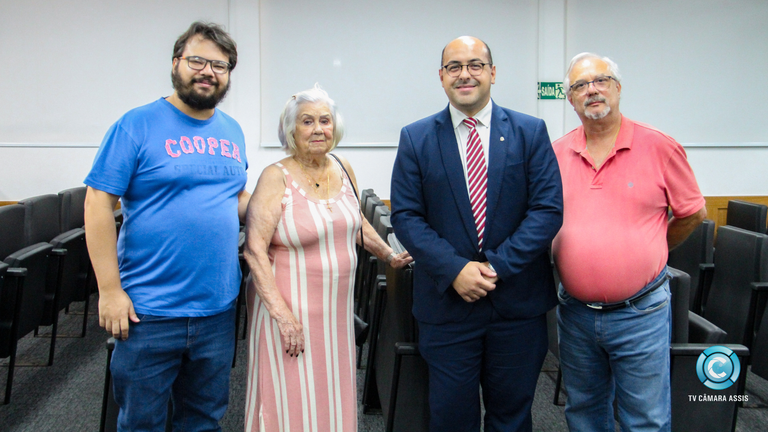 Câmara Municipal de Assis homenageia contador e empreendedor com nomeação de rua