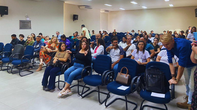 Inclusão: Encontro Regional de Deficientes Auditivos reúne profissionais de diferentes áreas